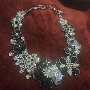 White Black Elegant Black and Silver Floral Necklace